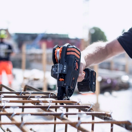 Wiązarka Tjep Ultra Grip 58 + 2 baterie + ładowarka + walizka